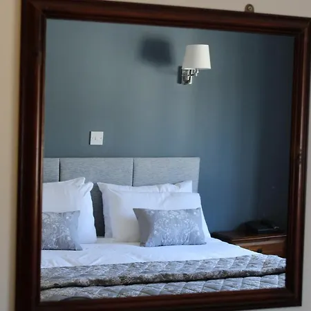 Coach House Sligo 酒店