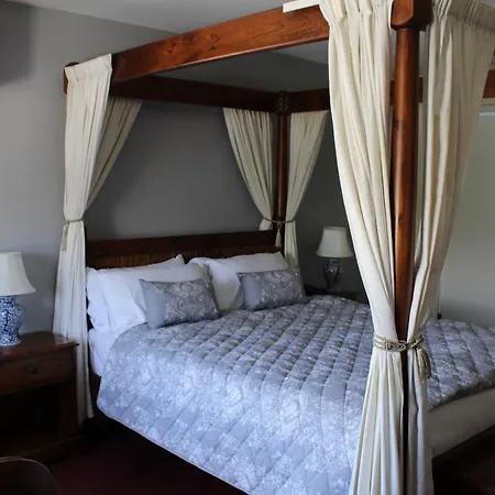 Coach House Sligo Hotel