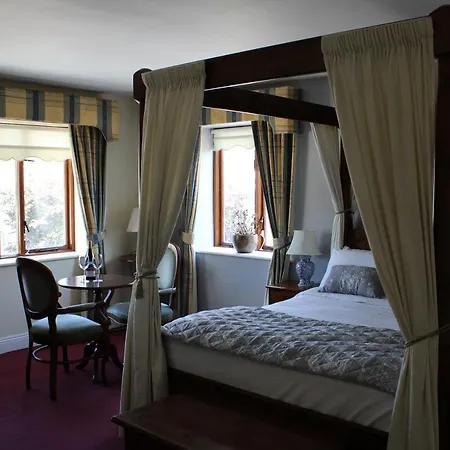 酒店 Coach House Sligo