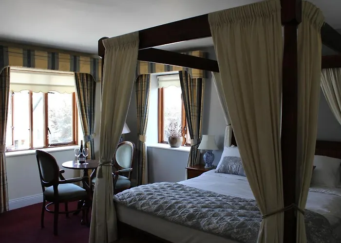 Coach House Sligo Hotel 3*