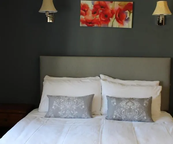 Coach House Sligo 3*