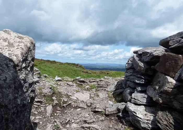 Coach House Sligo 3*