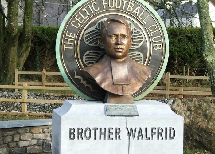 Coach House Sligo Hotel 3*